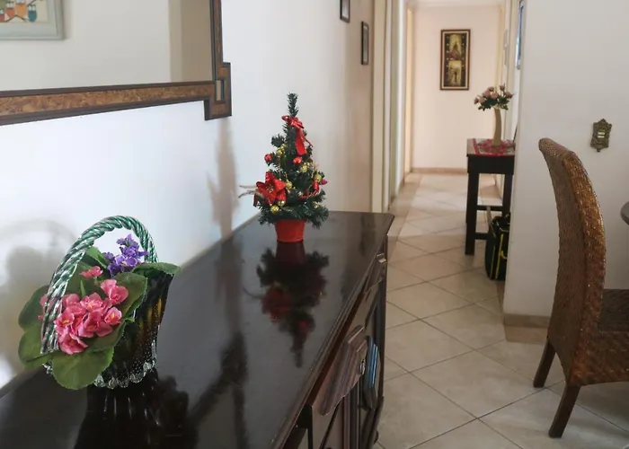 3 Dormitorios No Guaruja, Proximo Ao Aquario! Sinta-Se Em Casa!