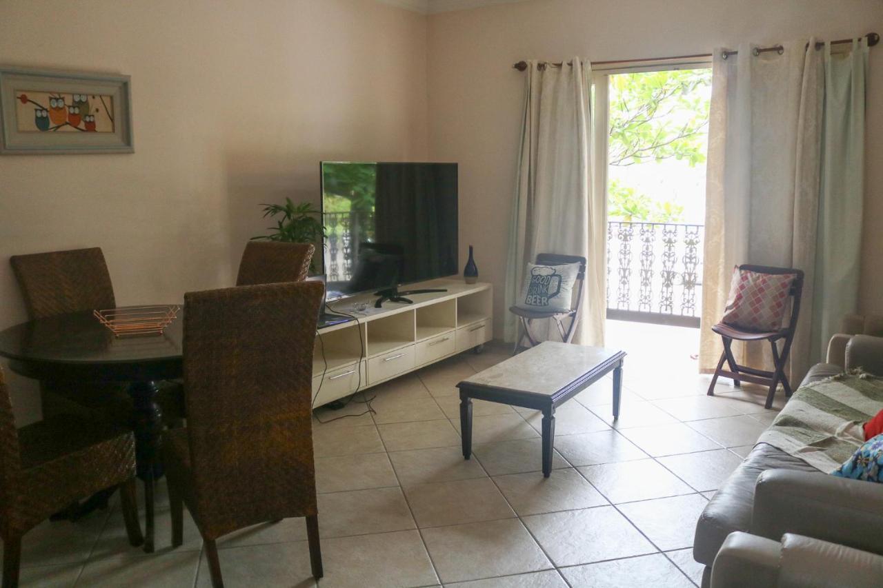 3 No Guaruja, Proximo Ao Aquario! Sinta-se Em Casa! Apartment