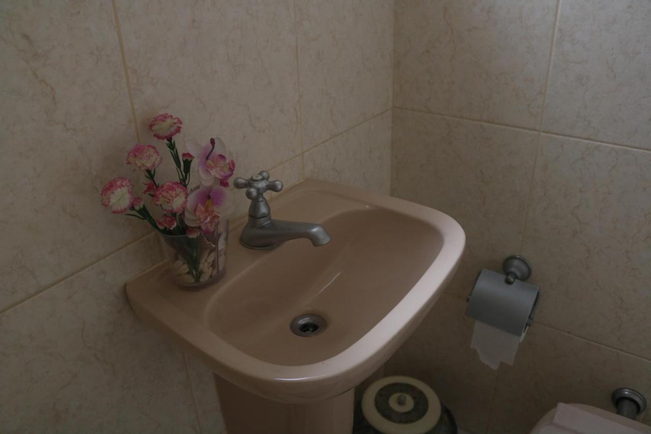 3 No Guaruja, Proximo Ao Aquario! Sinta-se Em Casa!