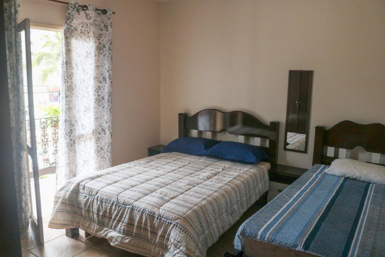 3 No Guaruja, Proximo Ao Aquario! Sinta-se Em Casa! *