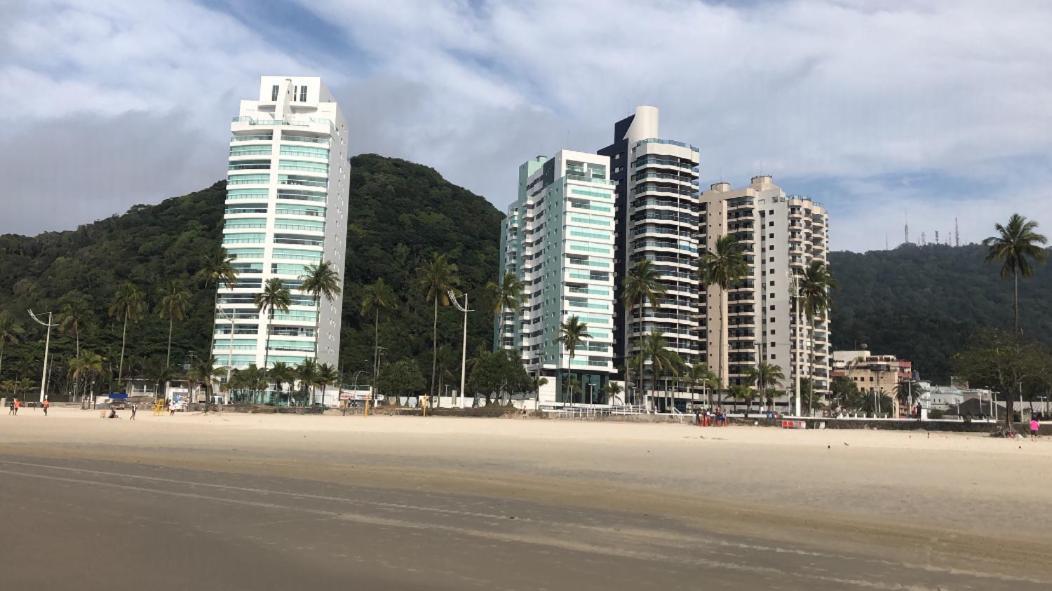 3 No Guaruja, Proximo Ao Aquario! Sinta-se Em Casa!